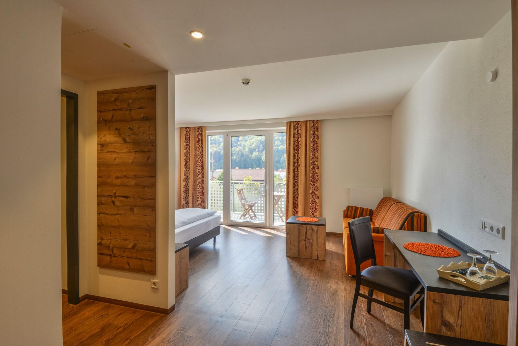 Hotel Gasthof Heckl キンディング エクステリア 写真
