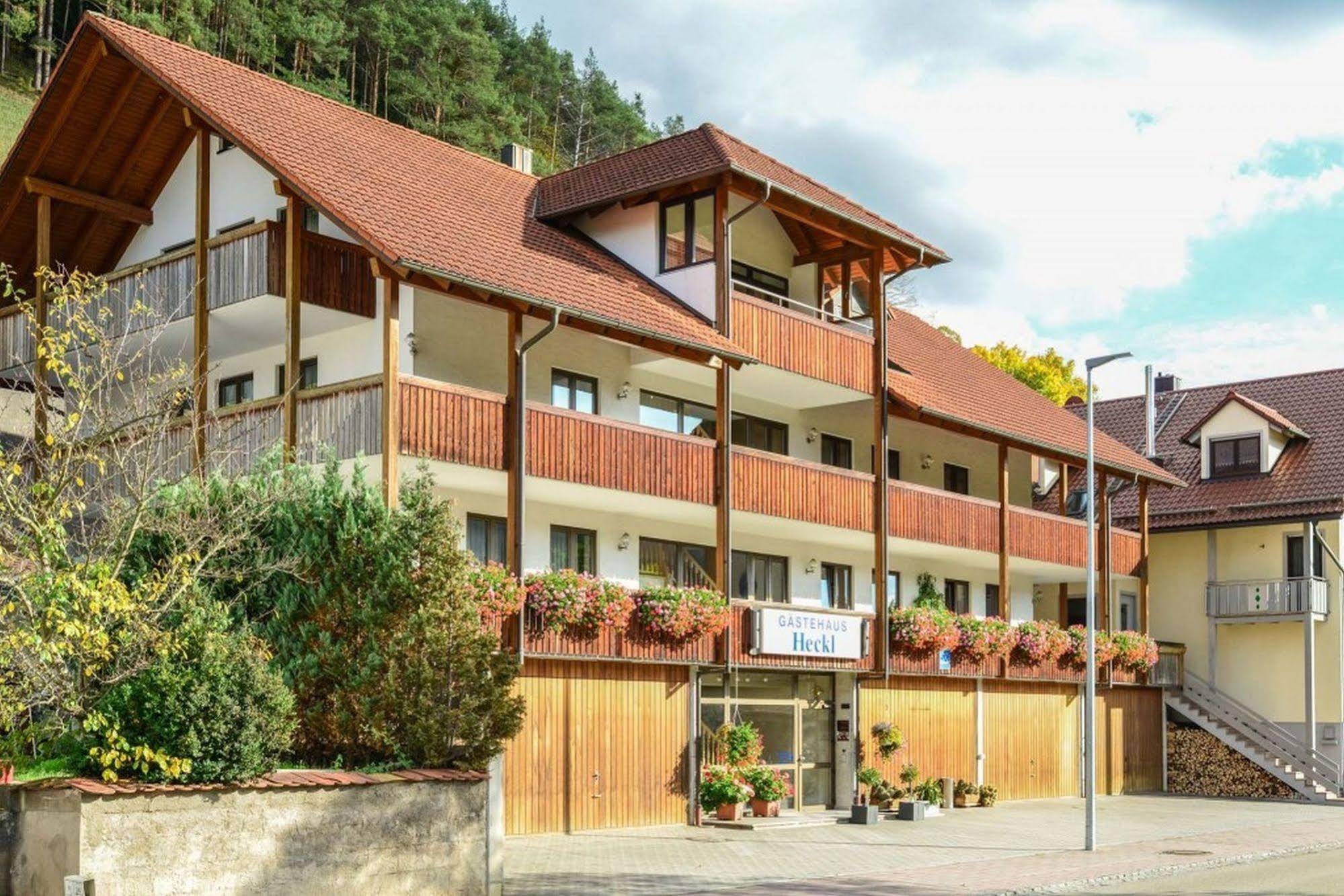 Hotel Gasthof Heckl キンディング エクステリア 写真